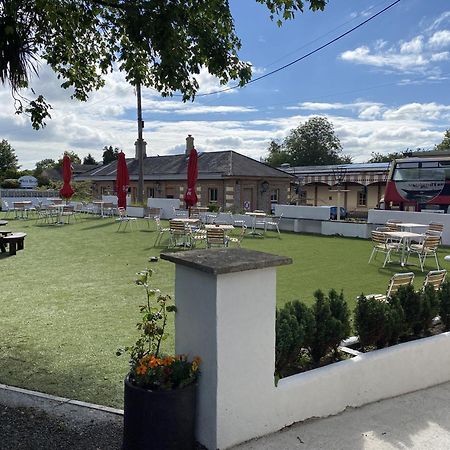 The Railway Inn Galmpton Экстерьер фото