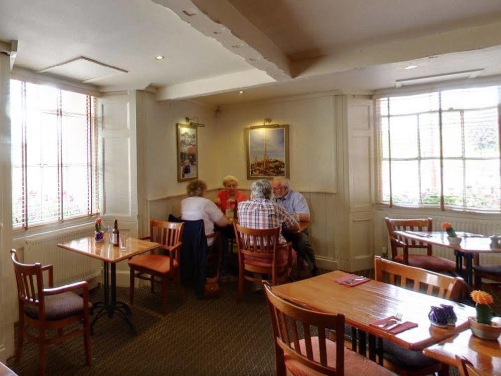 The Railway Inn Galmpton Экстерьер фото